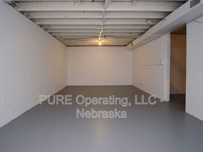 Building Photo - 9310 Binney St