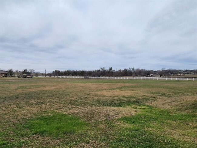 Building Photo - 127 Brushy Creek Trail