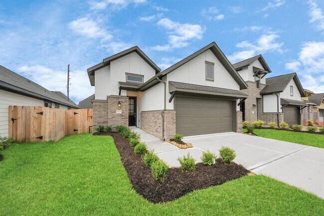 Building Photo - 20731 Sunseed Dr