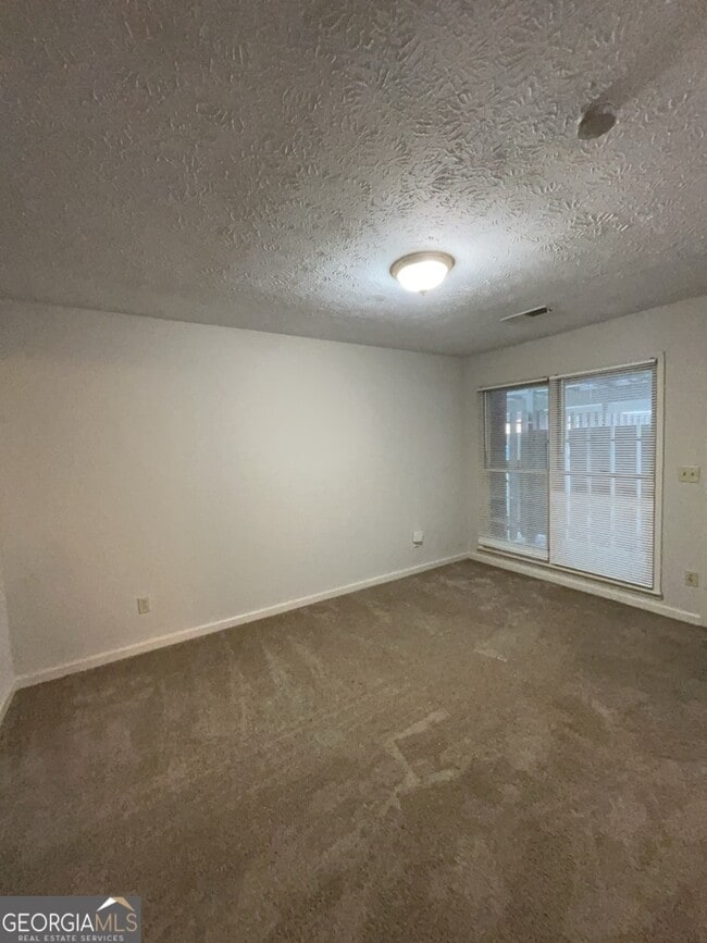 Building Photo - 3528 Jasmine Triangle