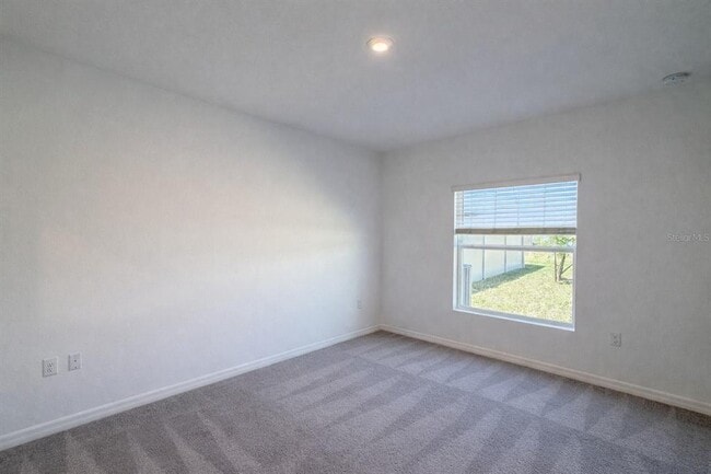 Building Photo - 5527 Tranquila Ln