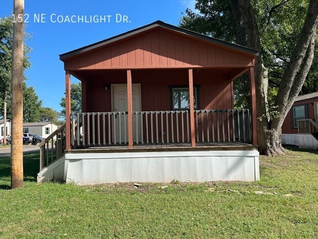 Building Photo - 152 Coachlight Dr