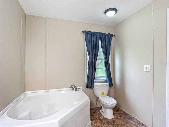 Building Photo - 7515 Rooks Dr
