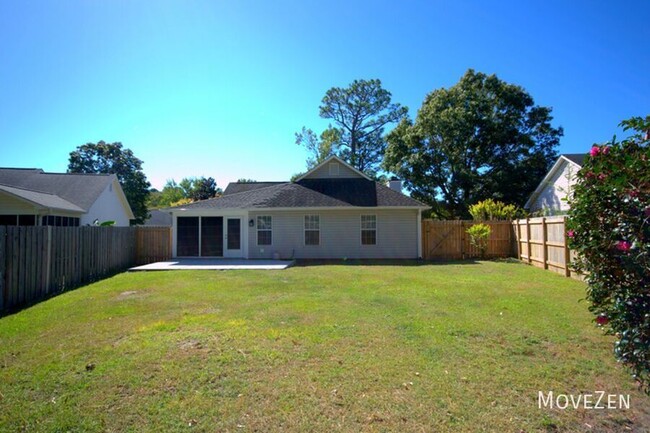 Building Photo - 4817 Weybridge Ln