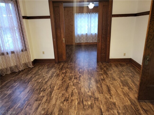 Building Photo - 3801 Lincoln Ave