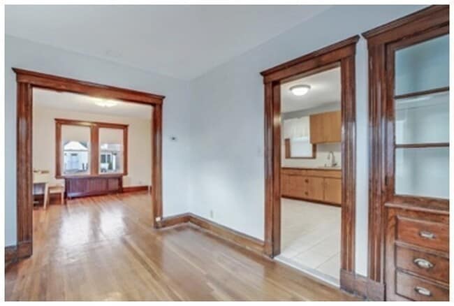 Building Photo - 6 Imbaro Rd