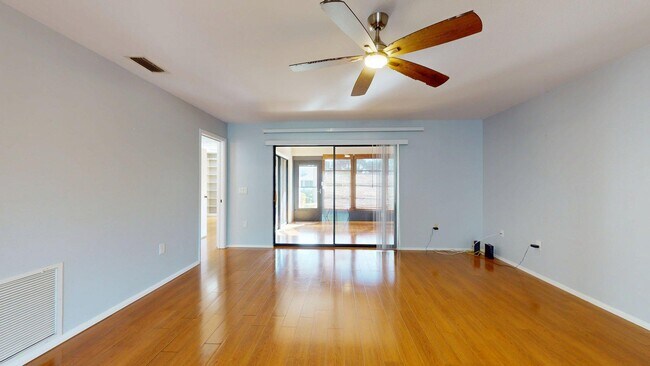 Building Photo - 3424 51st Ave Cir W