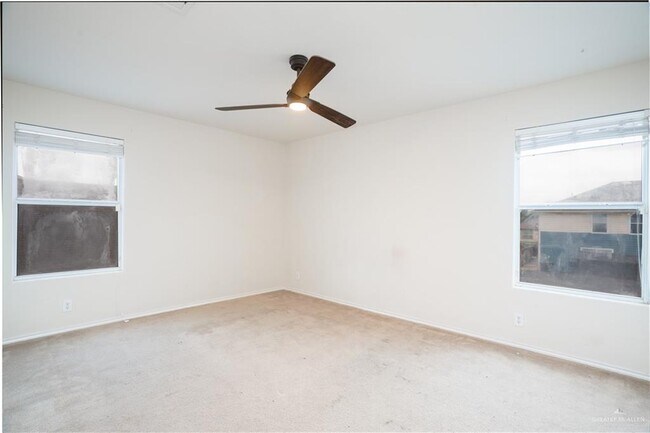 Building Photo - 1322 Candy Ln