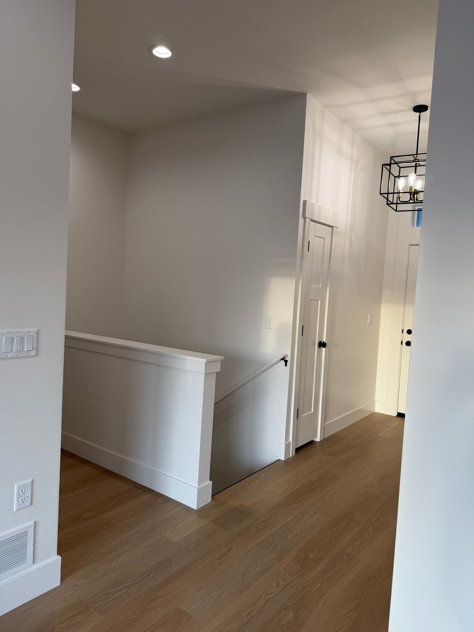 Building Photo - 6274 Hugo Dr