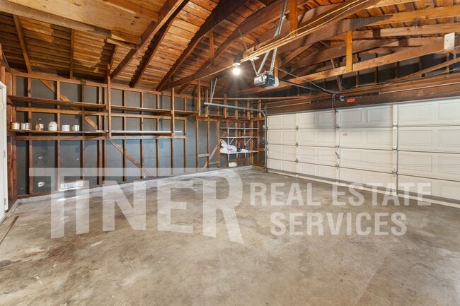 Building Photo - 7519 Westgate Dr