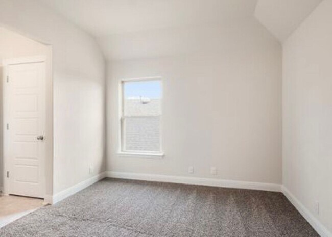 Building Photo - 8232 Scarlet Gaura