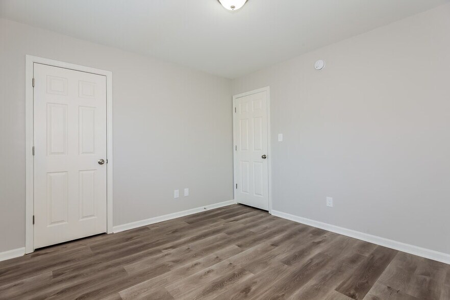 Building Photo - 1121 Vistalite Ln