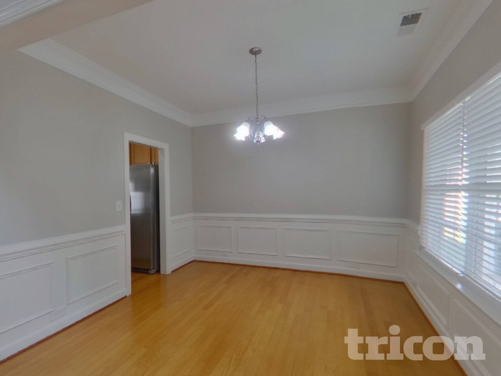 Building Photo - 2625 Sierra Chase Dr