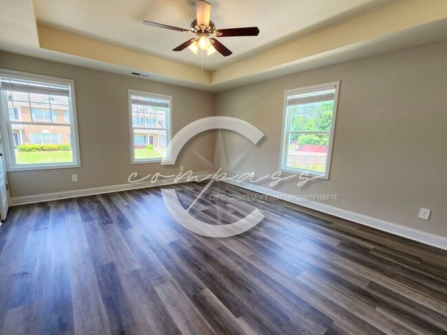 Building Photo - 6406 Olmadison Pl