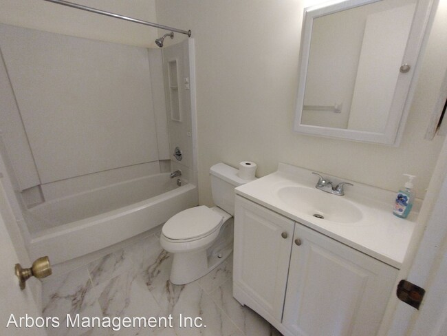 Building Photo - 3 br, 2 bath House - 7392 Beacon Hill Drive