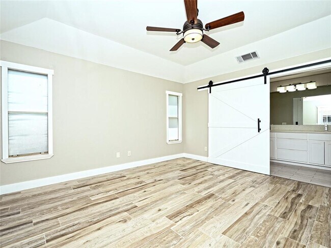 Building Photo - 8406 Racine Trail