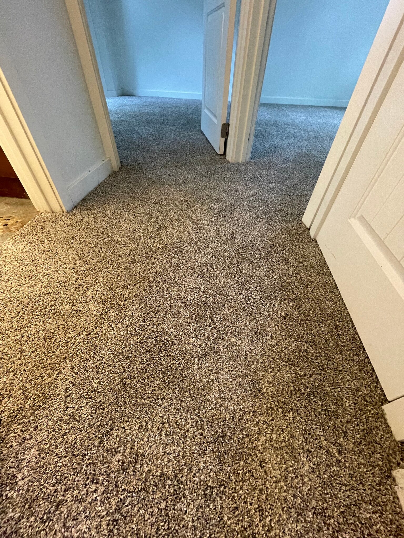 Building Photo - 419 S Garden St