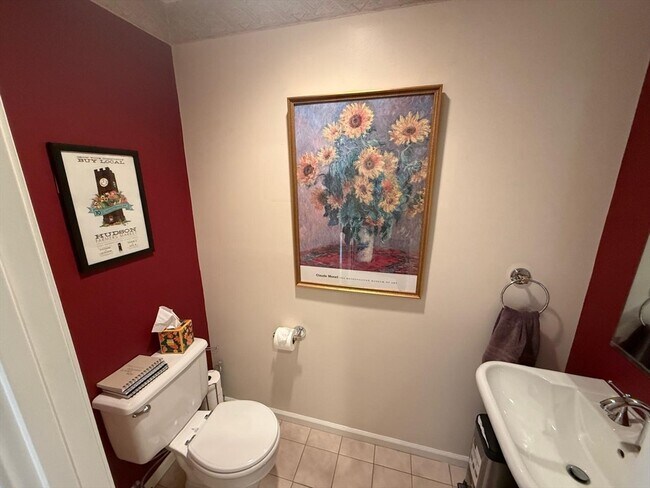 Building Photo - 184 Bishops Forest Dr