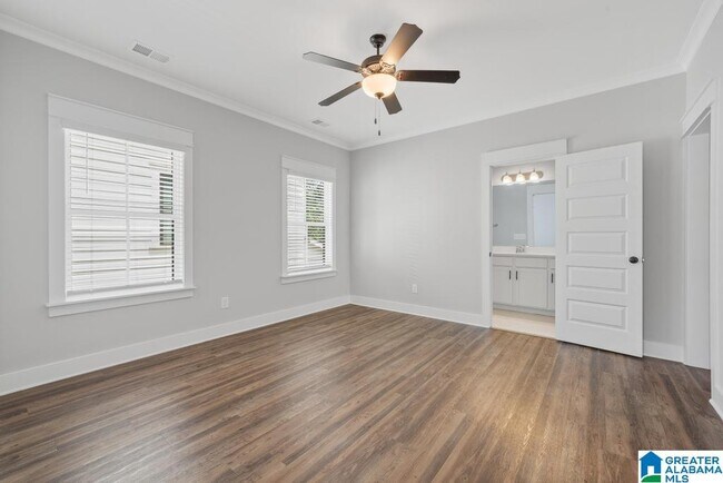 Building Photo - 1509 Cottage Grv