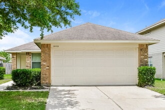 Building Photo - 18918 Brownstone Mills Dr