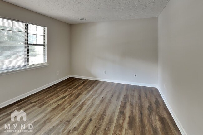 Building Photo - 7510 Elliot Way