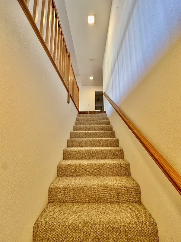 Building Photo - 15593 Carrie Dr