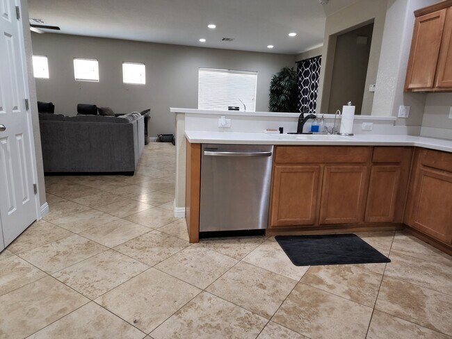 Building Photo - 3091 Tara Murphy Dr