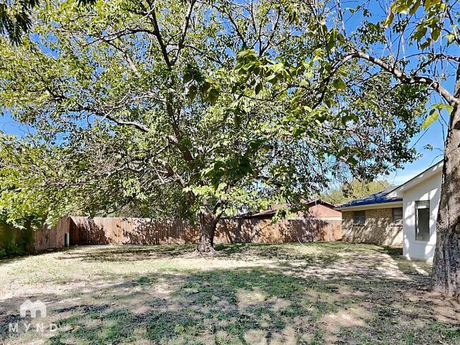 Building Photo - 5213 Wendel Dr