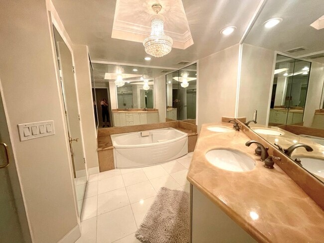 Building Photo - 3720 S Ocean Blvd