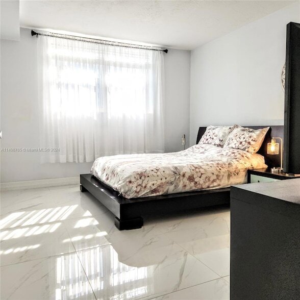 Building Photo - 3000 S Ocean Drive Unit 510