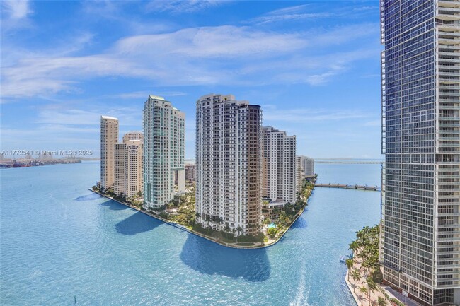 Building Photo - 300 Biscayne Blvd Way