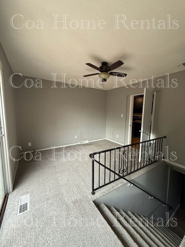 Building Photo - Prairie Park addition