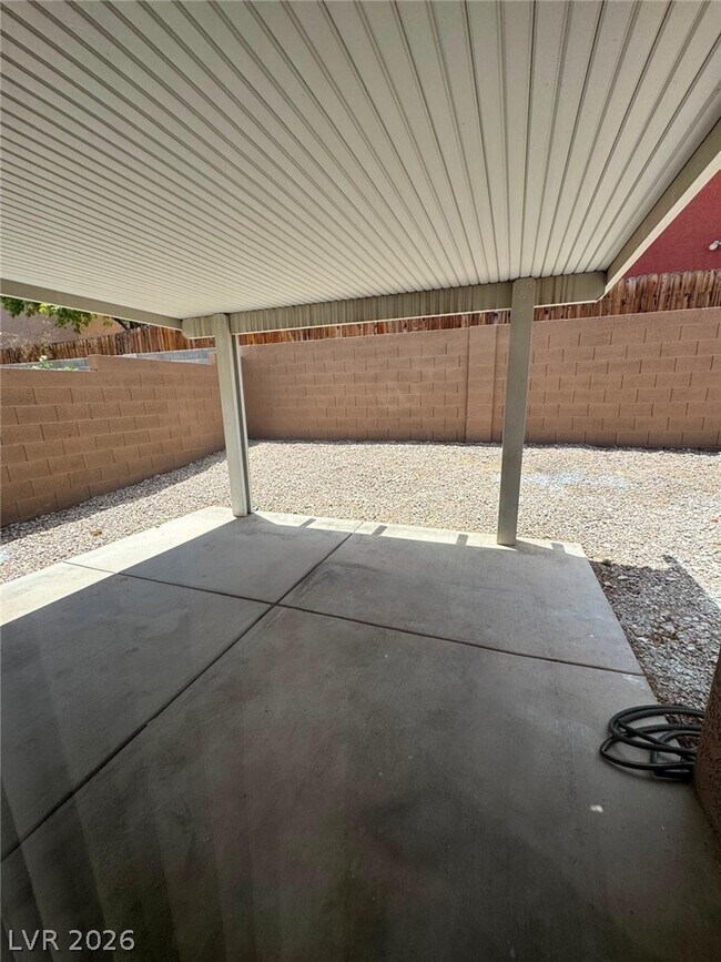 Building Photo - 4339 Coyote Crest Ct