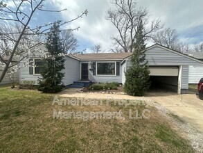 Building Photo - 4644 S Troost Ave