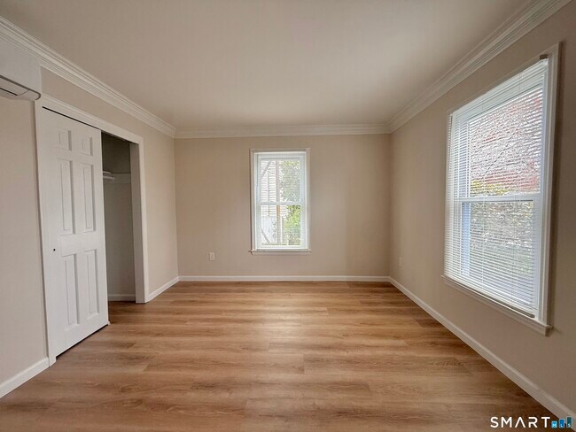 Building Photo - 194 High Ridge Ave