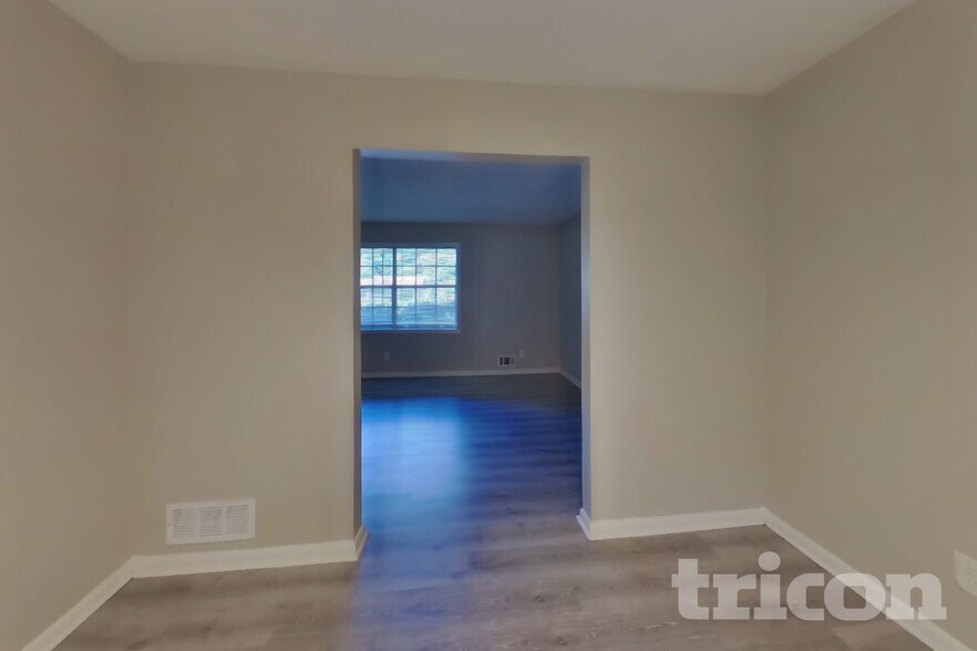 Building Photo - 2270 Emerald Castle Dr