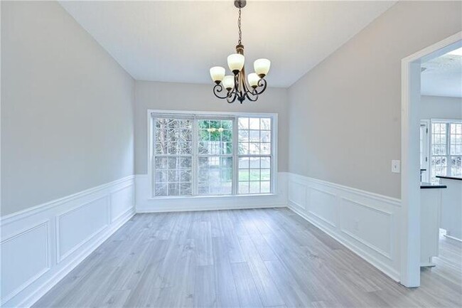 Building Photo - 145 Sessingham Ln