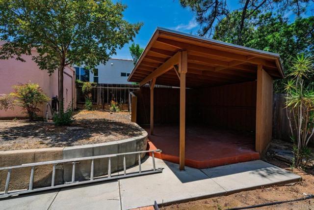 Building Photo - 145 S Grape St