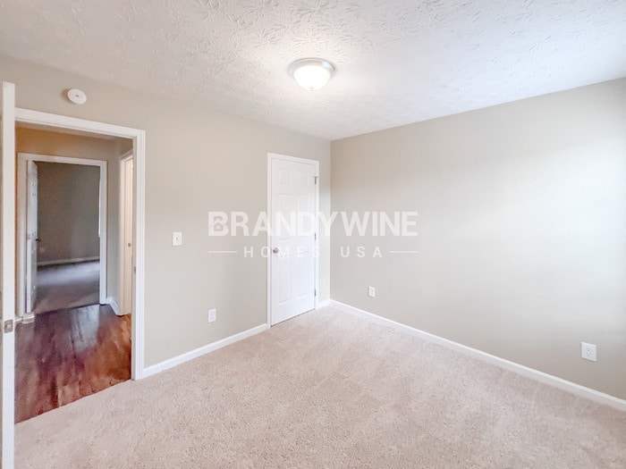 Building Photo - 371 Walker Dr