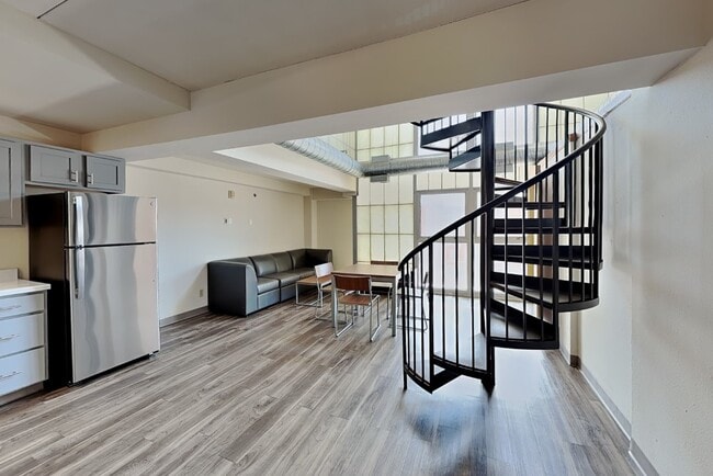 Building Photo - 119 Stanton Ave