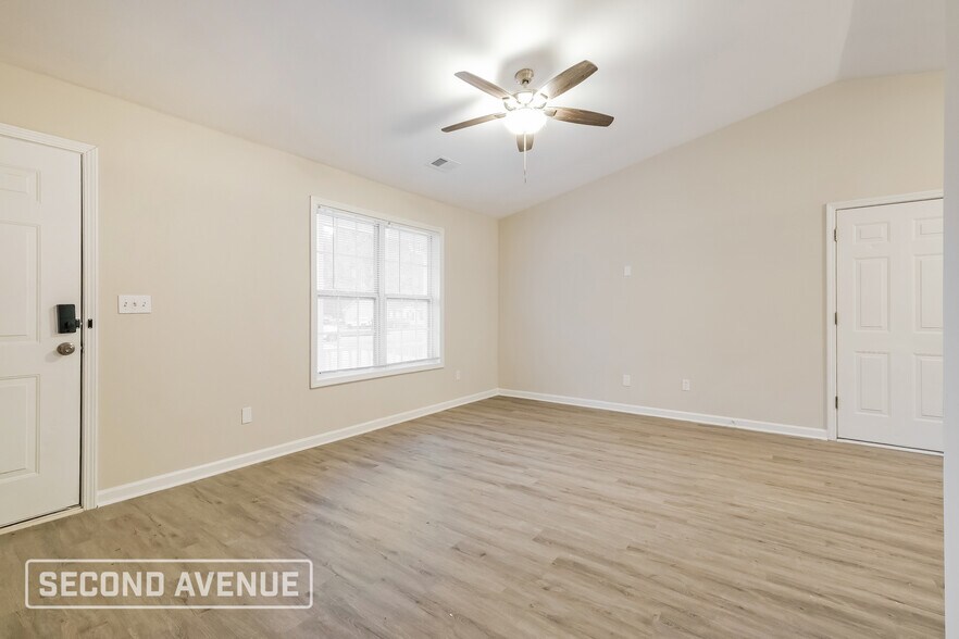 Building Photo - 229 Southern Trace Way