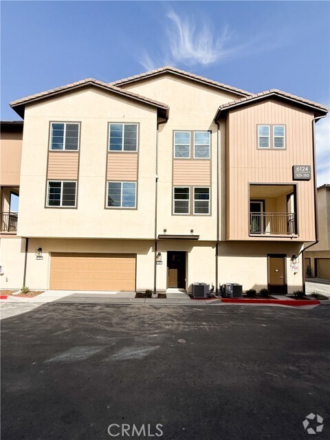 Building Photo - 6214 Victoria Wy