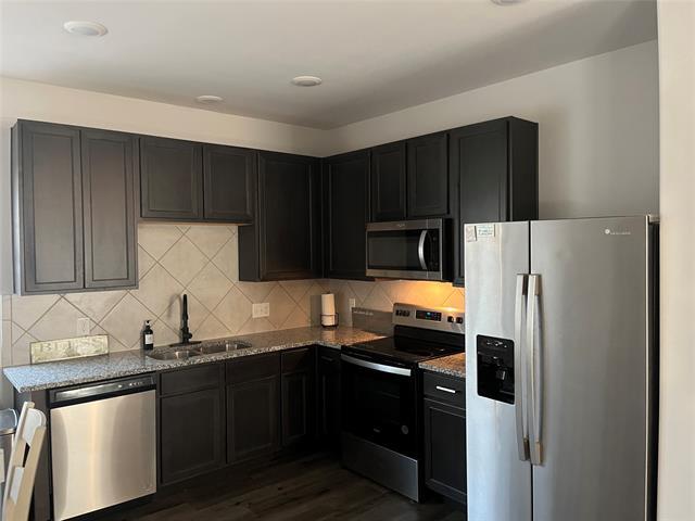 Building Photo - 5513 Topwater Trl