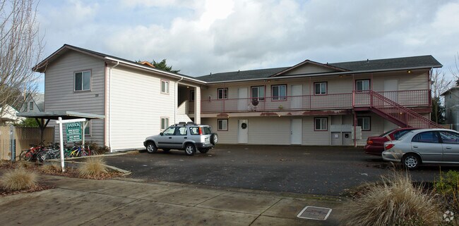 Primary Photo - 725 SW 13th St