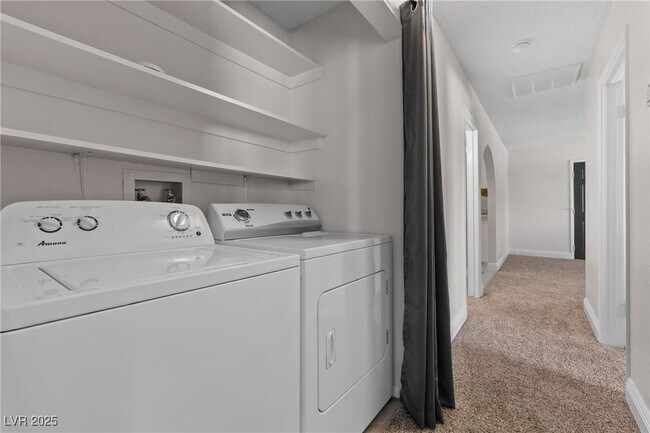 Building Photo - 5262 Osman Ct