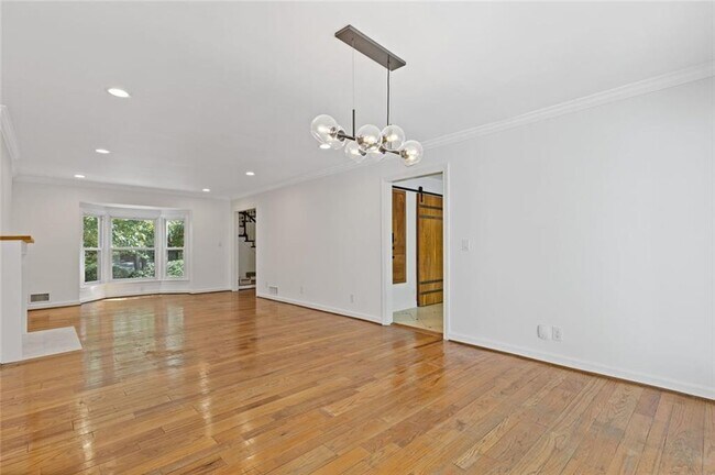 Building Photo - 2328 Defoors Ferry Rd NW