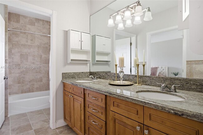 Building Photo - 20401 SW 48th Pl