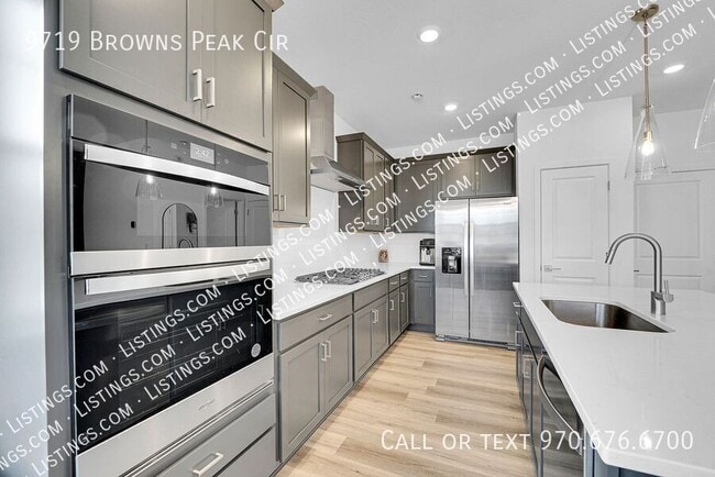 Building Photo - 9719 Browns Peak Cir