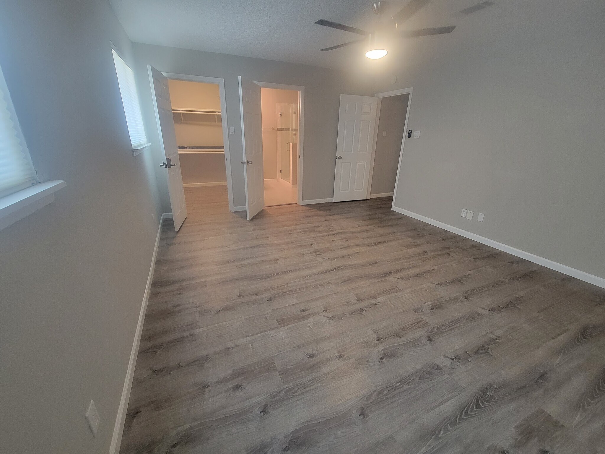 Master Bedroom/ Walk in Closet/ Ensuite Bathroom - 3700 83rd St
