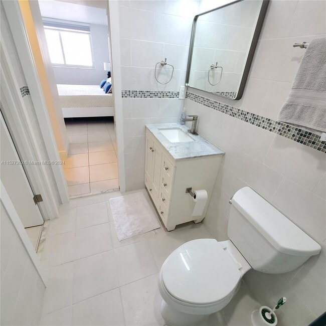 Building Photo - 401 Ocean Dr